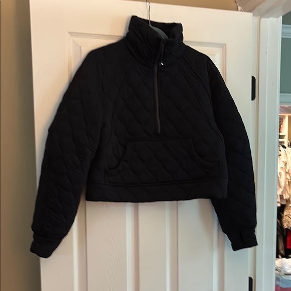 Lululemon Black Puffer Jacket Cozy and Versatile